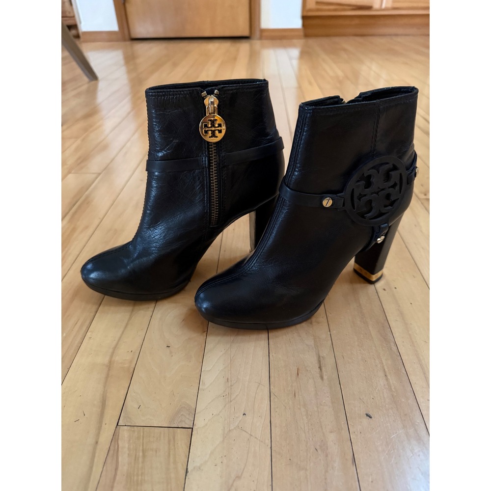 Tory Burch Whitney Black Leather Logo Medallion Platform Ankle Boots 6M